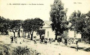 EL ARROUCH - LA SORTIE DES ECOLES